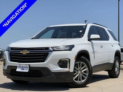 2023 Chevrolet Traverse LT Leather