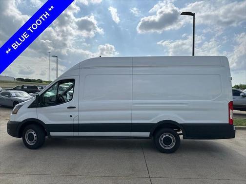2022 Ford Transit-250 Base