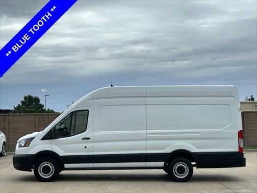 2022 Ford Transit-250 Base