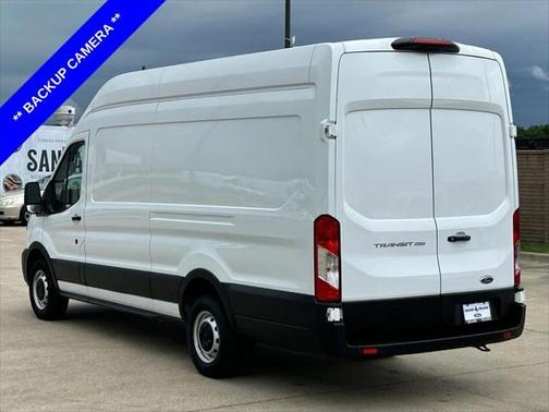 2022 Ford Transit-250 Base