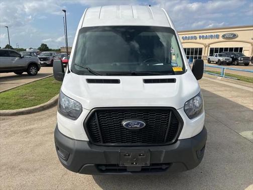 2022 Ford Transit-250 Base
