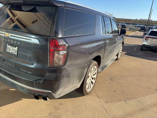 2022 Chevrolet Suburban Premier