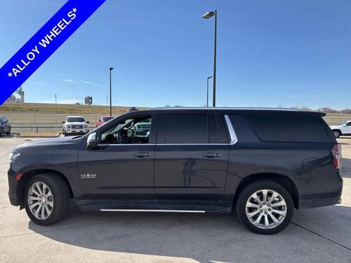 2022 Chevrolet Suburban Premier