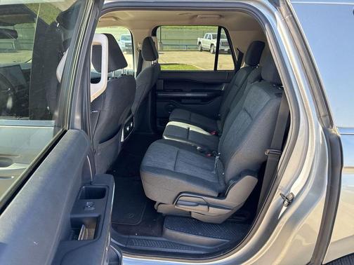 2022 Ford Expedition Max XLT