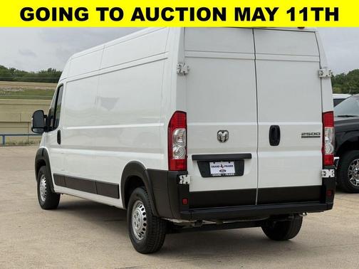 Bright White 2025 RAM ProMaster 2500 Tradesman