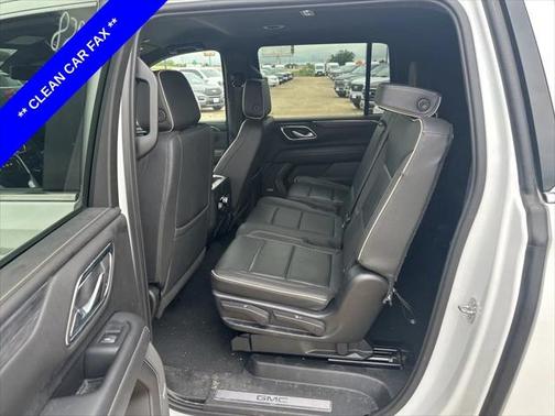 2023 GMC Yukon XL SLT