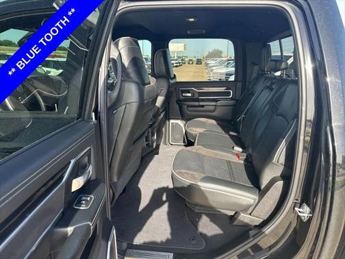 2022 RAM 2500 Laramie Crew Cab 4x4 6'4' Box