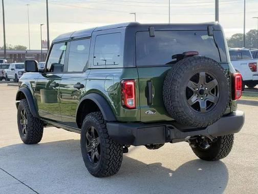 Eruption Green Metallic 2025 Ford Bronco Big Bend
