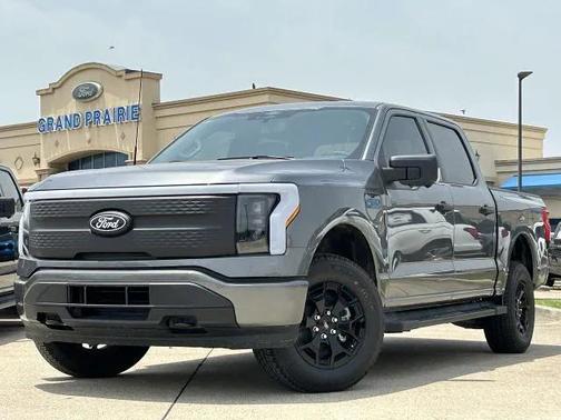 2025 Ford F-150 Lightning XLT