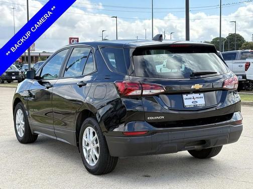 2022 Chevrolet Equinox LS