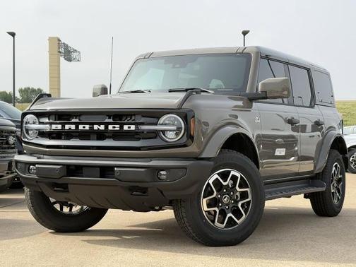 Marsh Gray 2026 Ford Bronco Outer Banks