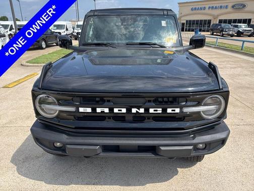Shadow Black 2023 Ford Bronco Outer Banks