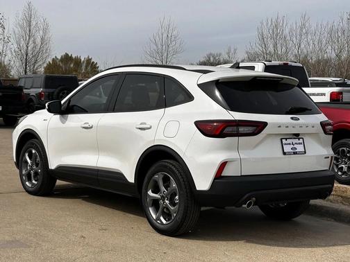 2026 Ford Escape ST-Line Select