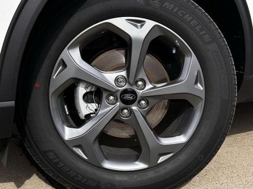 2026 Ford Escape ST-Line Select