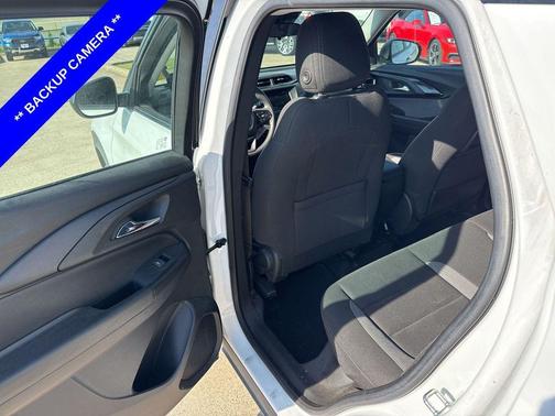 Summit White 2023 Chevrolet Trailblazer LS
