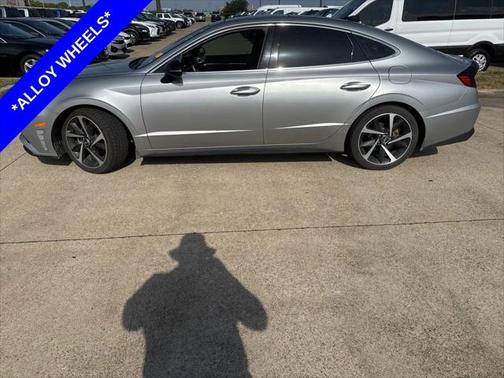 2021 Hyundai SONATA SEL Plus