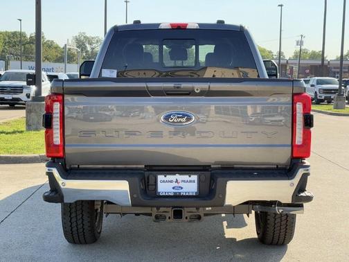 Carbonized Gray Metallic 2026 Ford F-250 Lariat