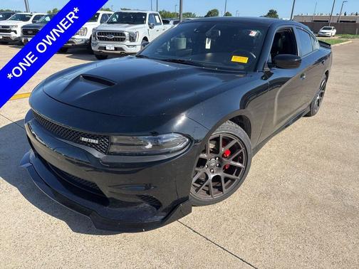 Pitch Black Clearcoat 2023 Dodge Charger R/T
