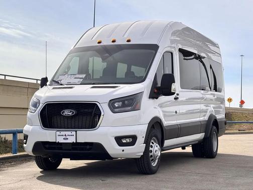 2026 Ford Transit-350 XLT