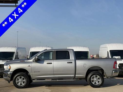 2024 RAM 2500 Big Horn Crew Cab 4x4 6'4' Box