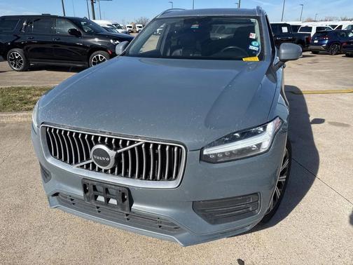 2020 Volvo XC90 T5 Momentum