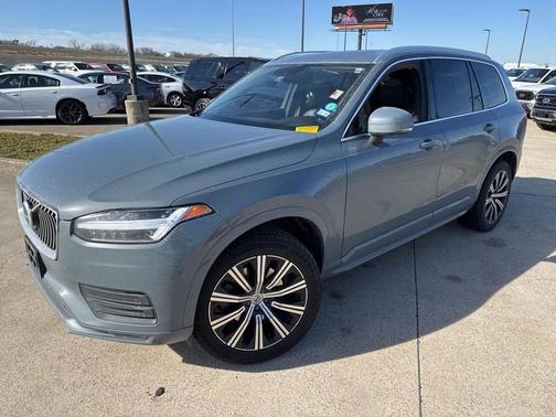 2020 Volvo XC90 T5 Momentum