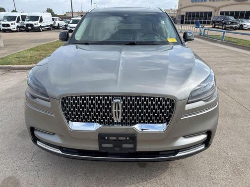Jewel Sandstone Metallic Premium Colorant 2023 Lincoln Aviator Reserve AWD