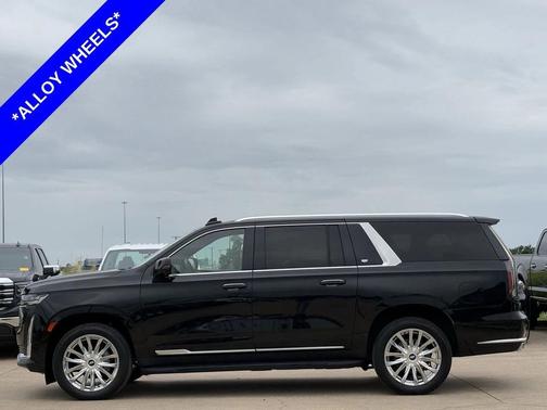2023 Cadillac Escalade ESV Premium Luxury