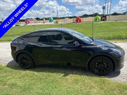 2023 Tesla Model Y Long Range Dual Motor All-Wheel Drive