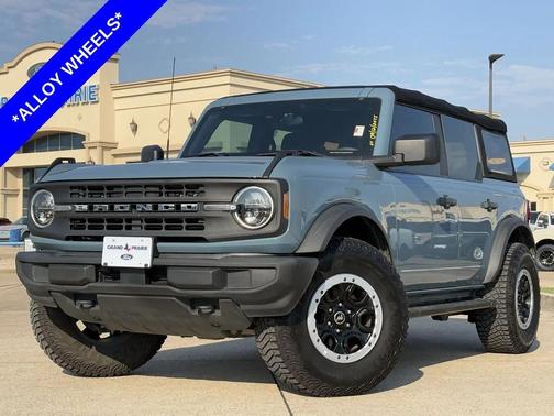 2022 Ford Bronco Base