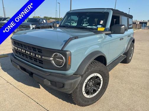 2022 Ford Bronco Base