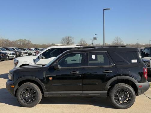 Shadow Black 2026 Ford Bronco Sport Badlands
