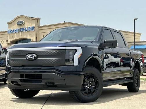 2025 Ford F-150 Lightning XLT