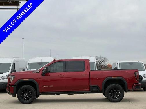 2024 GMC Sierra 2500 AT4