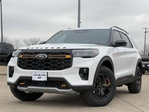 Star White Metallic Tri-Coat 2026 Ford Explorer Tremor