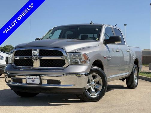 Billet Silver Metallic Clearcoat 2020 RAM 1500 Classic SLT