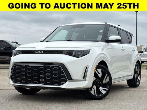 Snow White Pearl 2023 Kia Soul GT-Line