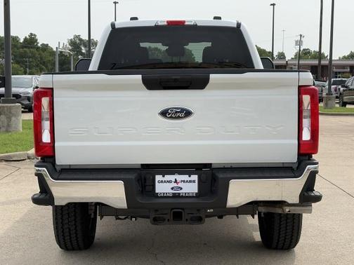 2025 Ford F-350 XLT
