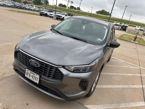 Carbonized Gray Metallic 2024 Ford Escape Active