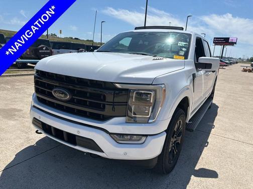 Oxford White 2023 Ford F-150 Lariat