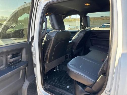 2021 RAM 2500 Tradesman Crew Cab 4x4 8' Box