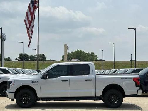 2025 Ford F-150 Lightning XLT