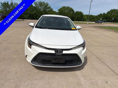 White 2022 Toyota Corolla LE