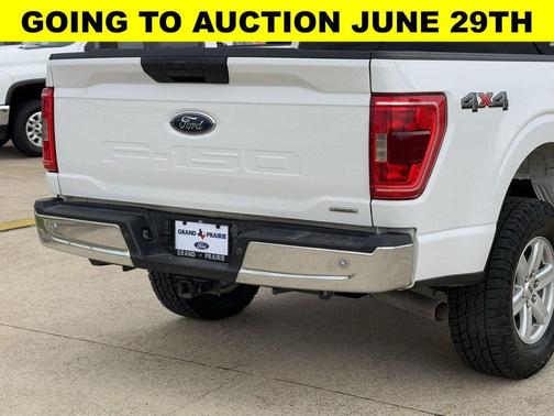 Oxford White 2022 Ford F-150 XLT