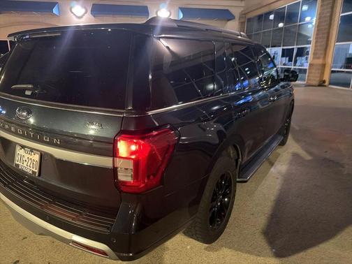 2023 Ford Expedition XLT