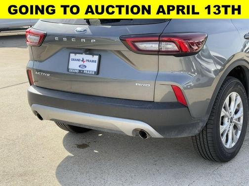 Carbonized Gray 2025 Ford Escape Active