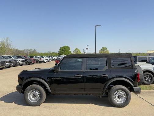 Shadow Black 2026 Ford Bronco Base