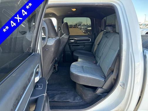 2024 RAM 3500 Big Horn Crew Cab 4x4 8' Box