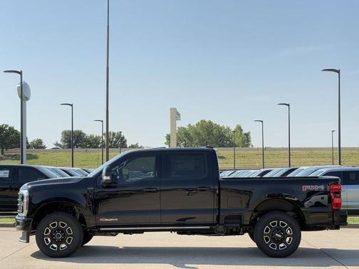2026 Ford F-350 Platinum