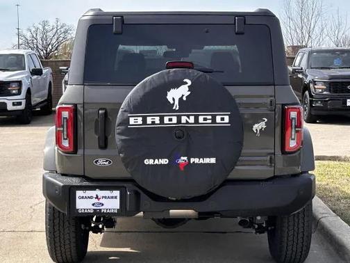 Marsh Gray 2026 Ford Bronco Outer Banks